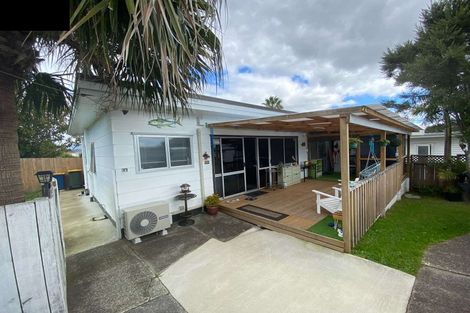 Photo of property in 2/24 Newington Road, Henderson, Auckland, 0612