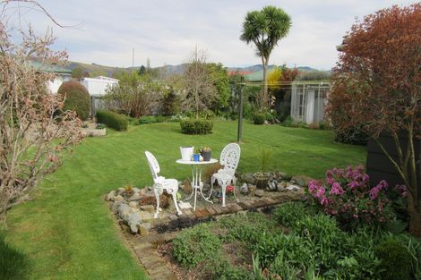 Photo of property in 7 Bond Street, Waimate, 7924