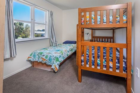 Photo of property in 210 Given Avenue, Whangamata, 3620