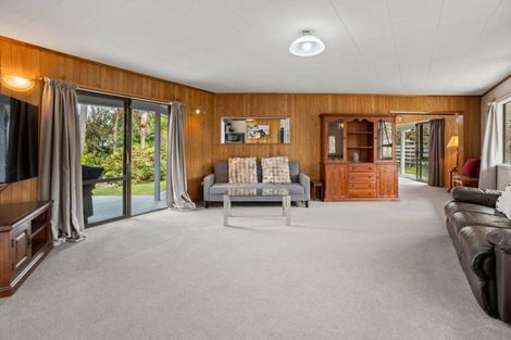 Photo of property in 8 Parkland Place, Whitianga, 3510