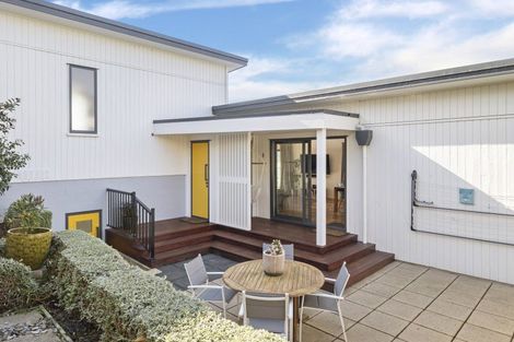 Photo of property in 64 Cliffs Road, Saint Clair, Dunedin, 9012