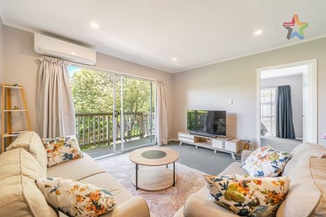 Photo of property in 12a Cedar Street, Maungaraki, Lower Hutt, 5010