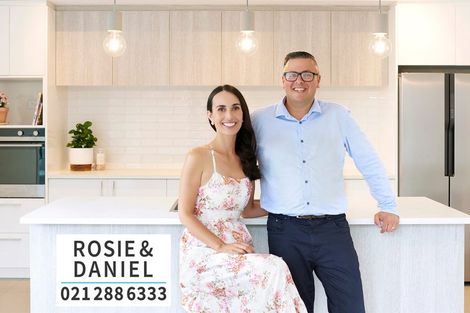 Photo of property in 38 Rosier Road, Glen Eden, Auckland, 0602