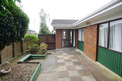 Photo of property in 1 Palomino Drive, Henderson, Auckland, 0612