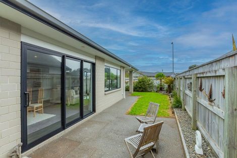Photo of property in 83 Kotuku Drive, Paraparaumu Beach, Paraparaumu, 5032