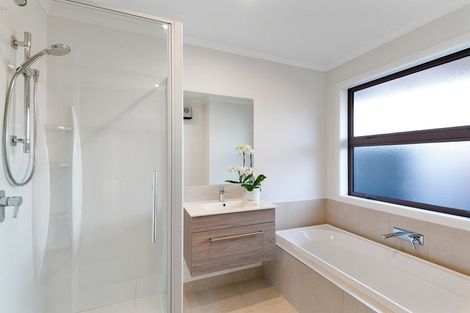 Photo of property in 10 Reuben Avenue, Rolleston, 7615