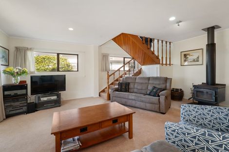 Photo of property in 16 Pohutukawa Drive, Athenree, Katikati, 3177