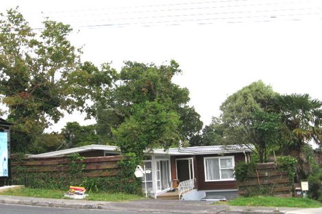 Photo of property in 141 Ocean View Road, Hillcrest, Auckland, 0627