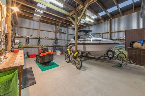 Photo of property in 47 Kane Road, Hawea Flat, Wanaka, 9382