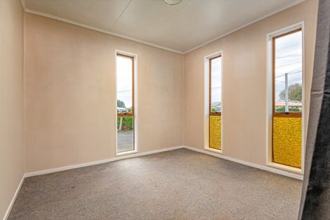 Photo of property in 21c Flower Street, Bulls, 4818