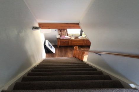 Photo of property in 1/8 Marsh Avenue, Forrest Hill, Auckland, 0620