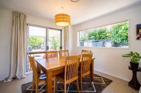 Photo of property in 24 Rewarewa Crescent, Waikanae, 5036