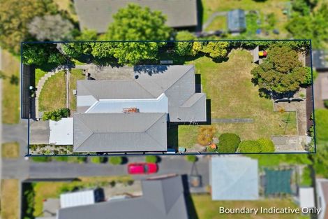 Photo of property in 6 Ilfracombe Place, Burnside, Christchurch, 8053