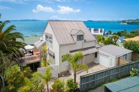 Photo of property in 21 Kahurangi Place, Snells Beach, 0920