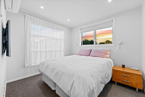 Photo of property in 61b Jaemont Avenue, Te Atatu South, Auckland, 0610