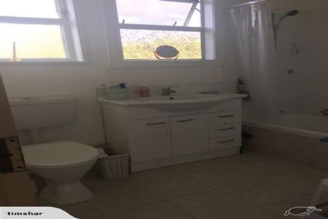 Photo of property in 25 Mcphail Street, Birkdale, Auckland, 0626