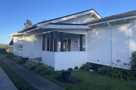 Photo of property in 17 Queen Street, Cambridge, 3434