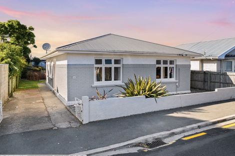 Photo of property in 41 Oxford Street, South Dunedin, Dunedin, 9012