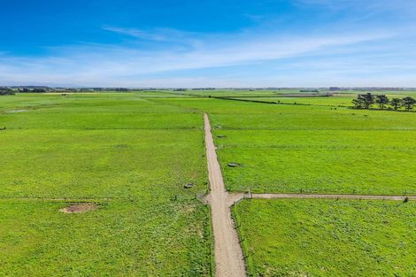 Photo of property in 158 Akers Road, Linton, Palmerston North, 4472