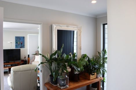 Photo of property in 5 Traverse Lane, Omokoroa, 3114