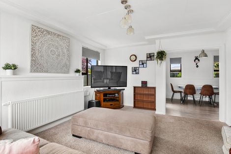 Photo of property in 2 Royal Terrace, Alexandra, 9320