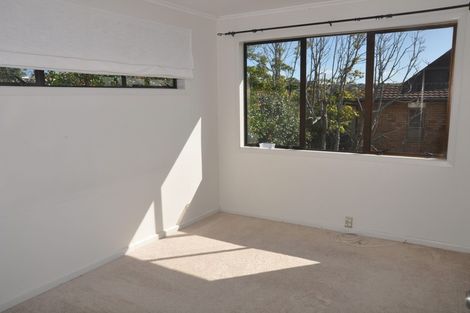 Photo of property in 1/9 Newhaven Terrace, Mairangi Bay, Auckland, 0630