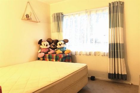 Photo of property in 2/7 Hamilton Place, Glenfield, Auckland, 0629