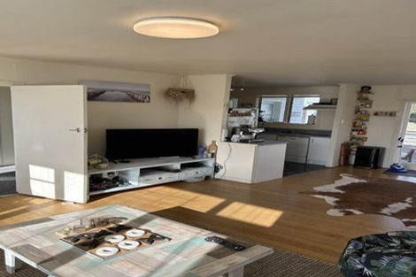 Photo of property in 4 Cheviot Street, Mangawhai Heads, Mangawhai, 0505