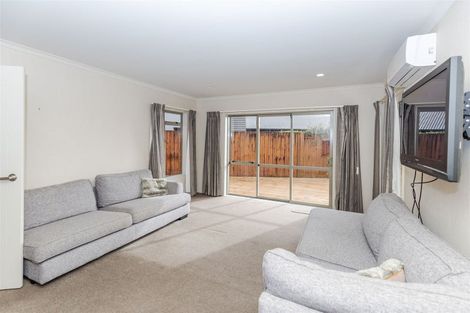 Photo of property in 5 Ravenscourt Place, Huntington, Hamilton, 3210