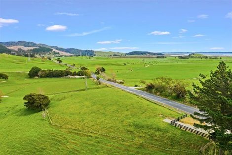 Photo of property in 3884 Kaipara Coast Highway, Mangakura, 0984