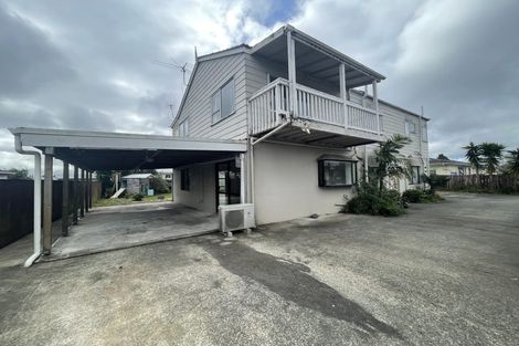 Photo of property in 1 Silverstone Place, Henderson, Auckland, 0612