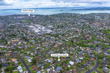 Photo of property in 15 La Perouse Street, Botany Downs, Auckland, 2010