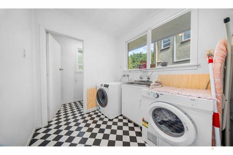 Photo of property in 53 Mountain View Road, Glenwood, Timaru, 7910