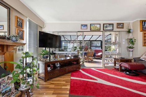 Photo of property in 15 Hathor Street, Pomare, Rotorua, 3015