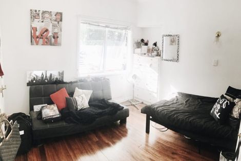 Photo of property in 166 Ridge Road, Howick, Auckland, 2014