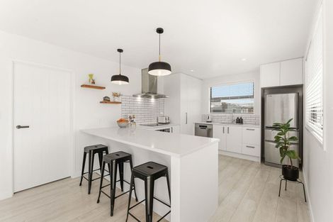 Photo of property in 1 Chrysler Street, Papamoa, 3118