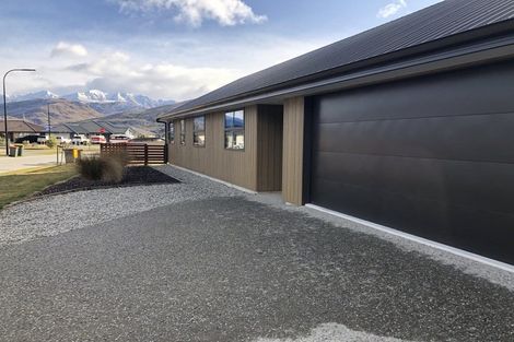 Photo of property in 3 Violet Way, Lower Shotover, Queenstown, 9304