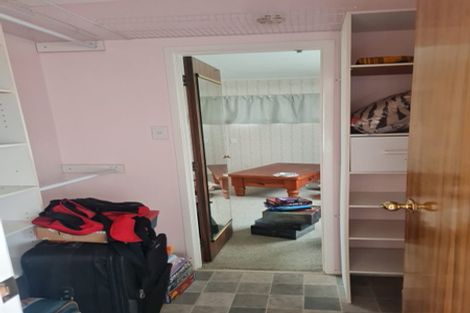 Photo of property in 15 La Perouse Street, Botany Downs, Auckland, 2010