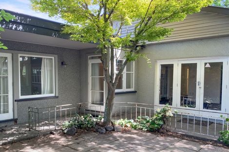 Photo of property in 22 Straven Road, Riccarton, Christchurch, 8011