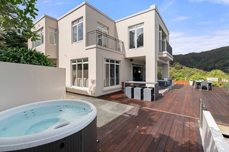 Photo of property in 117 Marine Drive, Sorrento Bay, Lower Hutt, 5013