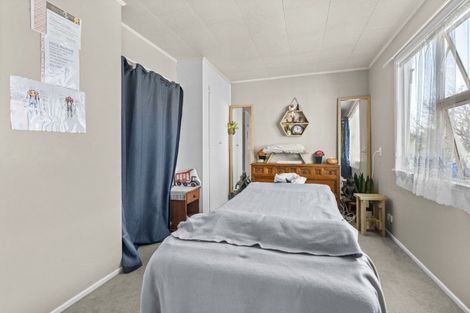 Photo of property in 72 Kent Street, Carterton, 5713