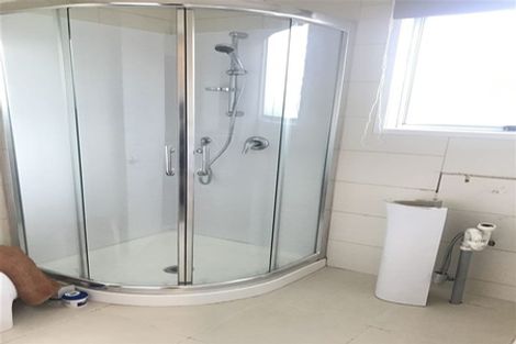 Photo of property in 1/322 Royal Road, Massey, Auckland, 0614