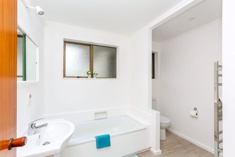 Photo of property in 7 Junction Street, Welbourn, New Plymouth, 4310