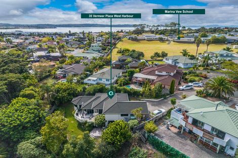 Photo of property in 35 Vermeer Place, West Harbour, Auckland, 0618