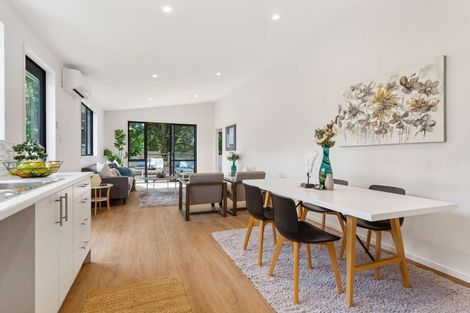 Photo of property in 10b Toatoa Place, Mangere Bridge, Auckland, 2022