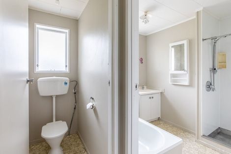 Photo of property in Ex Awariki School, 667 Mangahei Road, Te Uri, Dannevirke, 4973