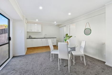 Photo of property in 21 Phoenix Place, Papatoetoe, Auckland, 2025