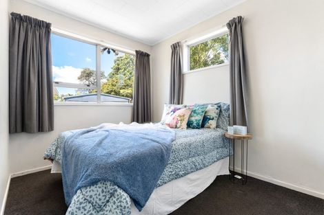 Photo of property in 95 Riverpark Crescent, Henderson, Auckland, 0610