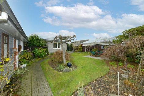 Photo of property in 33 Tintern Avenue, Avonhead, Christchurch, 8042