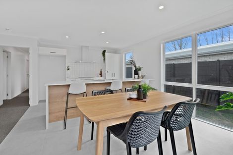 Photo of property in 32 Glenbervie Drive, Glenbervie, 0173